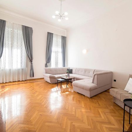 Golden Star Apartment Zagreb Ngoại thất bức ảnh