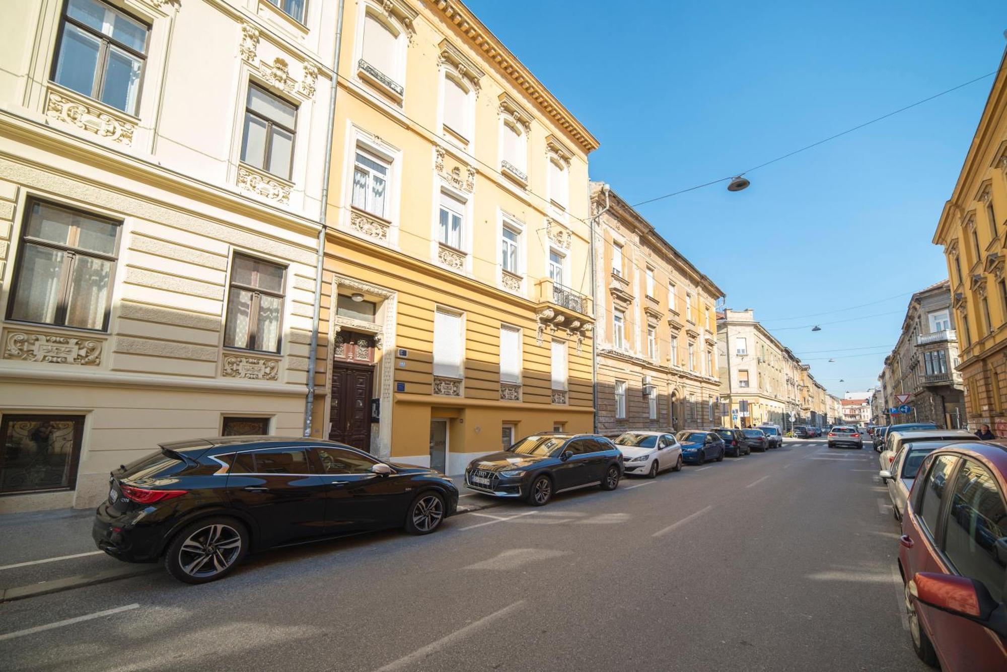 Golden Star Apartment Zagreb Ngoại thất bức ảnh